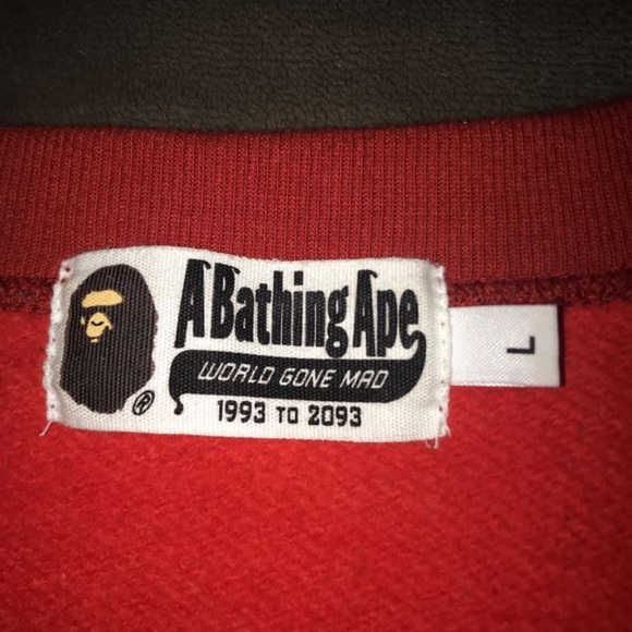 Red Bape crewneck Sz Lg AUTHENTIC - Picture 2 of 8